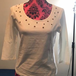 Jones New York signature white top .